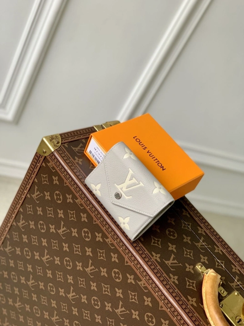EyeCatching LX Wallets 1541