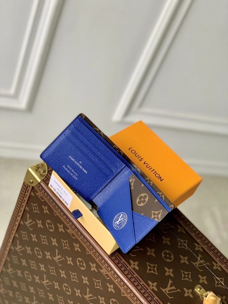 AllSeason LX Wallets 1537