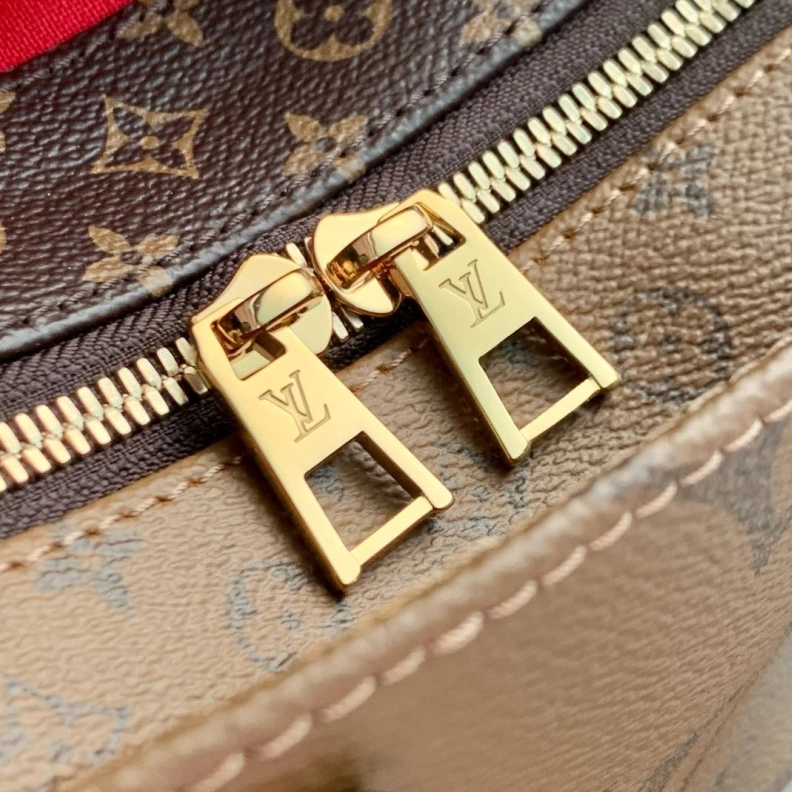 EyeCatching LX Top Handle Bags 886