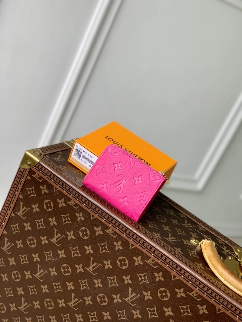 Resilient LX Wallets 808