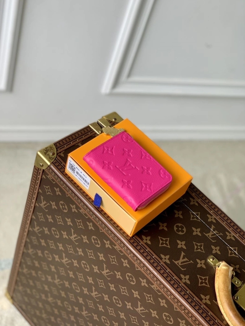 Resilient LX Wallets 808