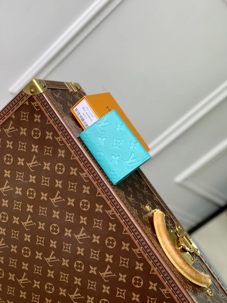 NewStyle LX Wallets 811