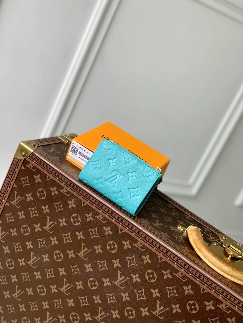 LX Wallets Refined 805