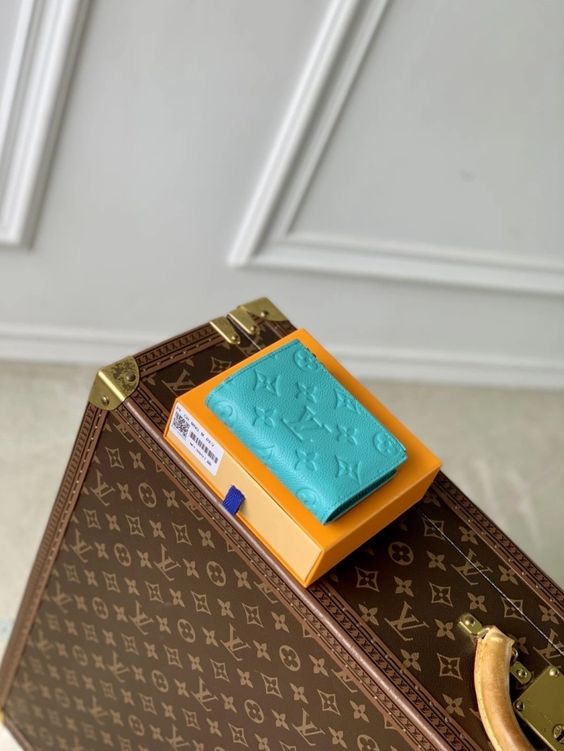 LX Wallets Refined 805