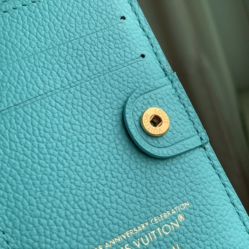 LX Wallets Refined 805