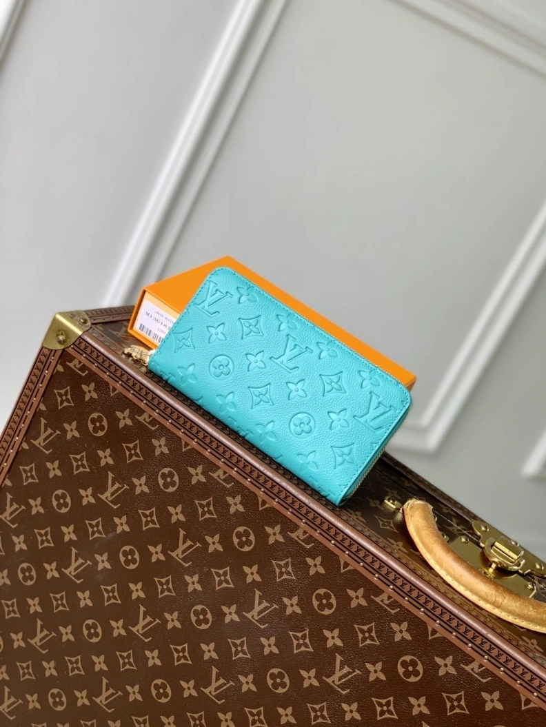LX Wallets Comfortable 799