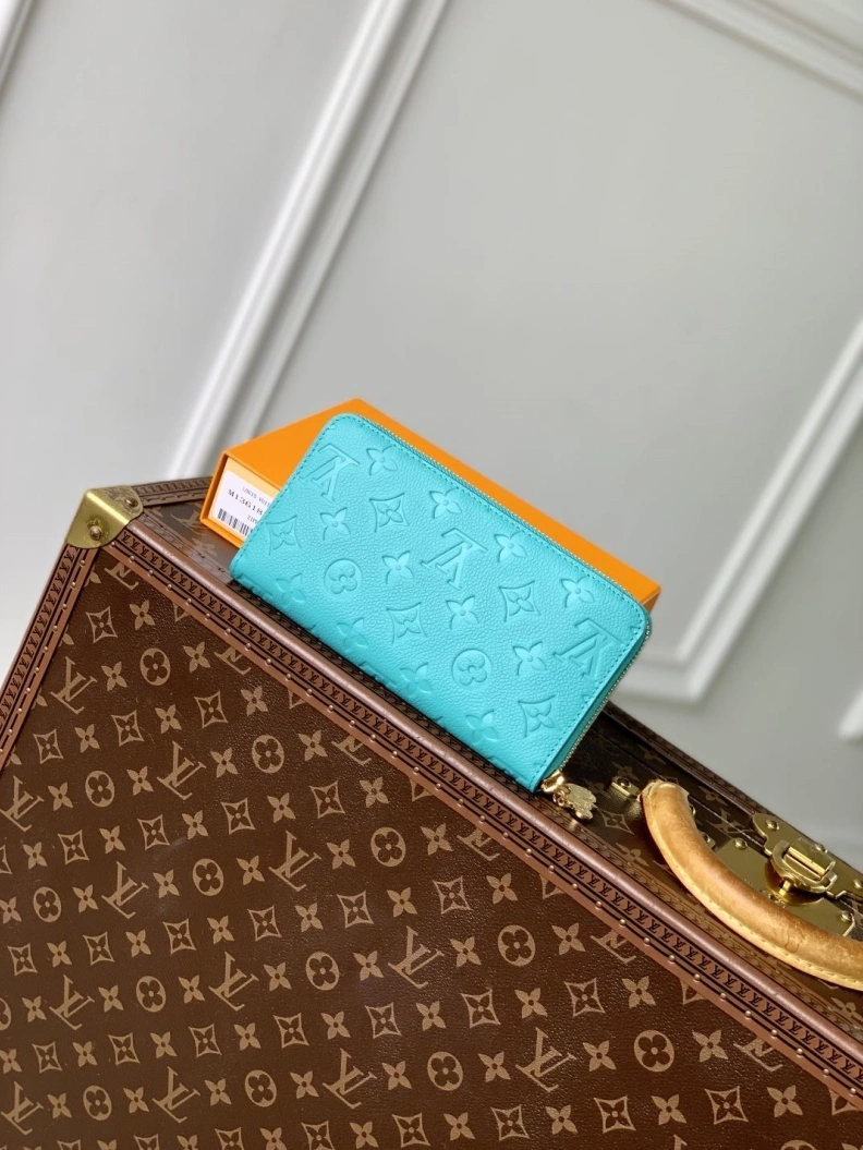LX Wallets Comfortable 799
