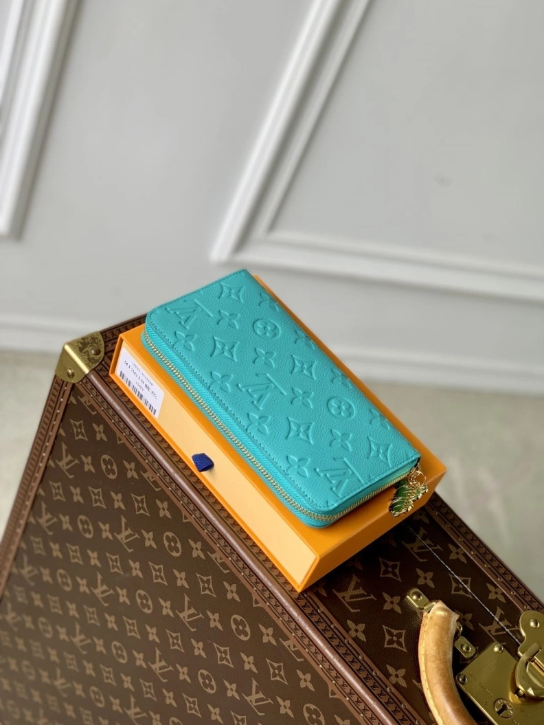 LX Wallets Comfortable 799