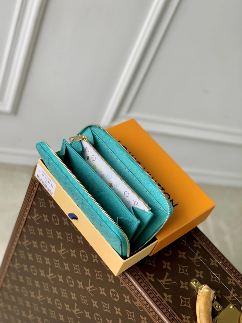 LX Wallets Comfortable 799