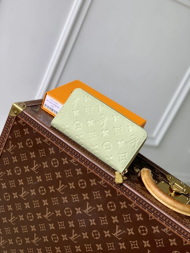 LX Wallets StreetReady 802
