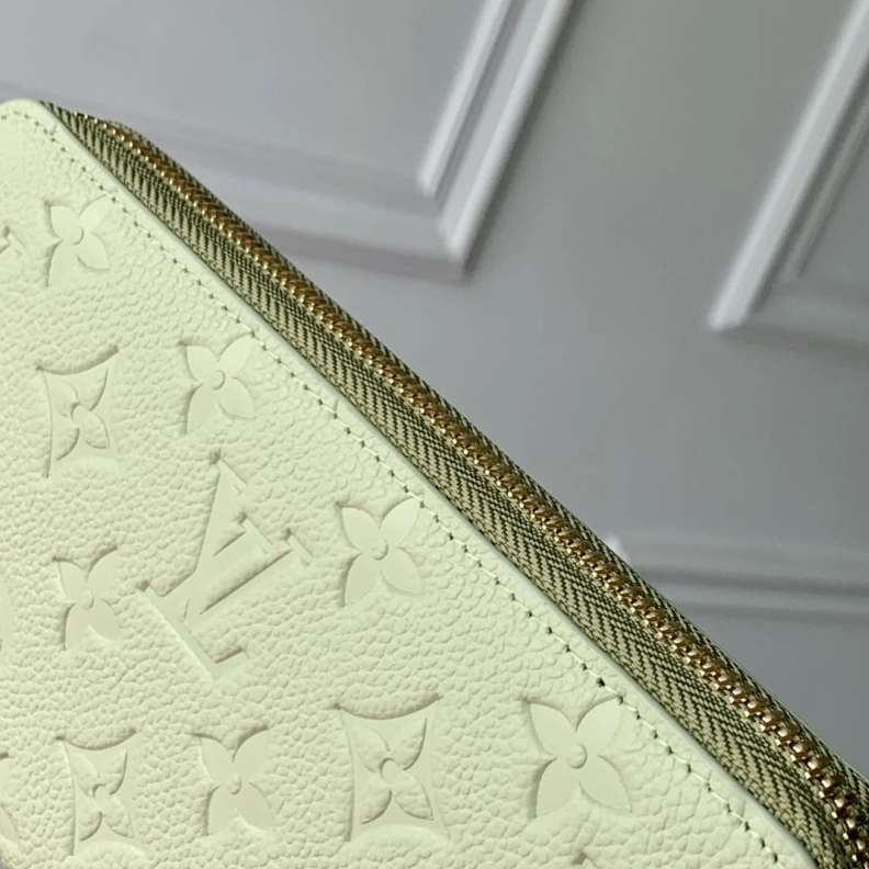 LX Wallets StreetReady 802