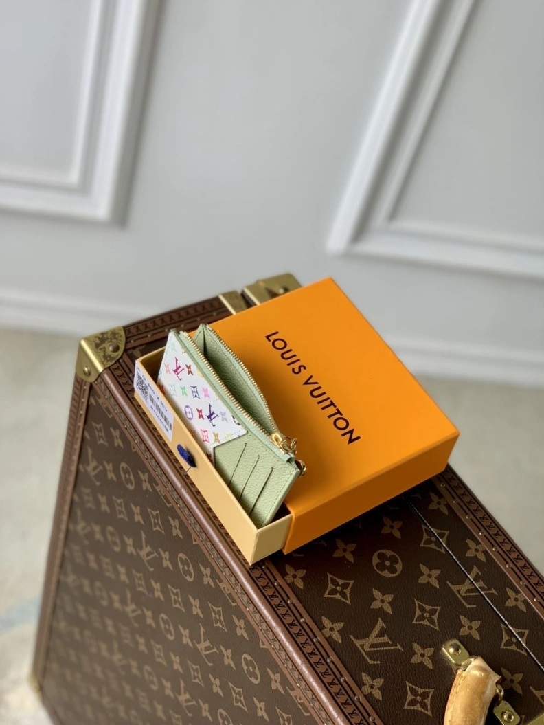 Flexible LX Wallets 798