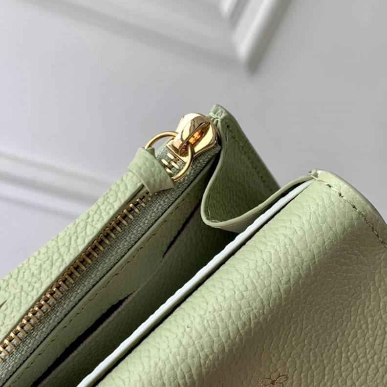 StreetReady LX Wallets 800