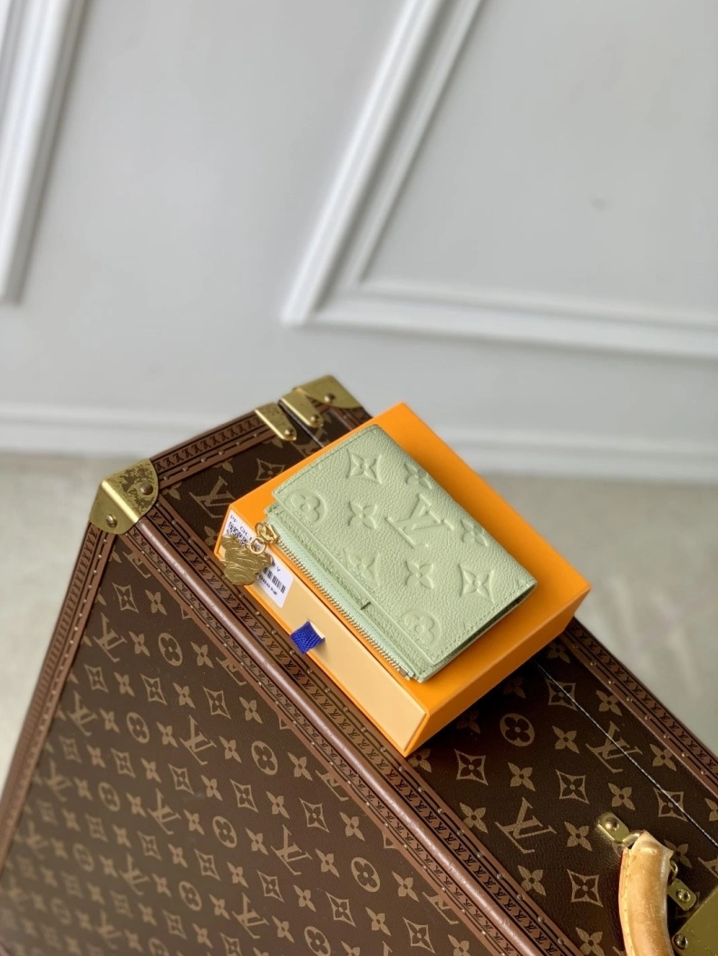 Sleek LX Wallets 807