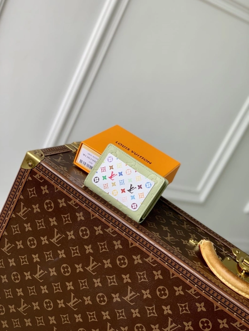 LX Wallets Resilient 797