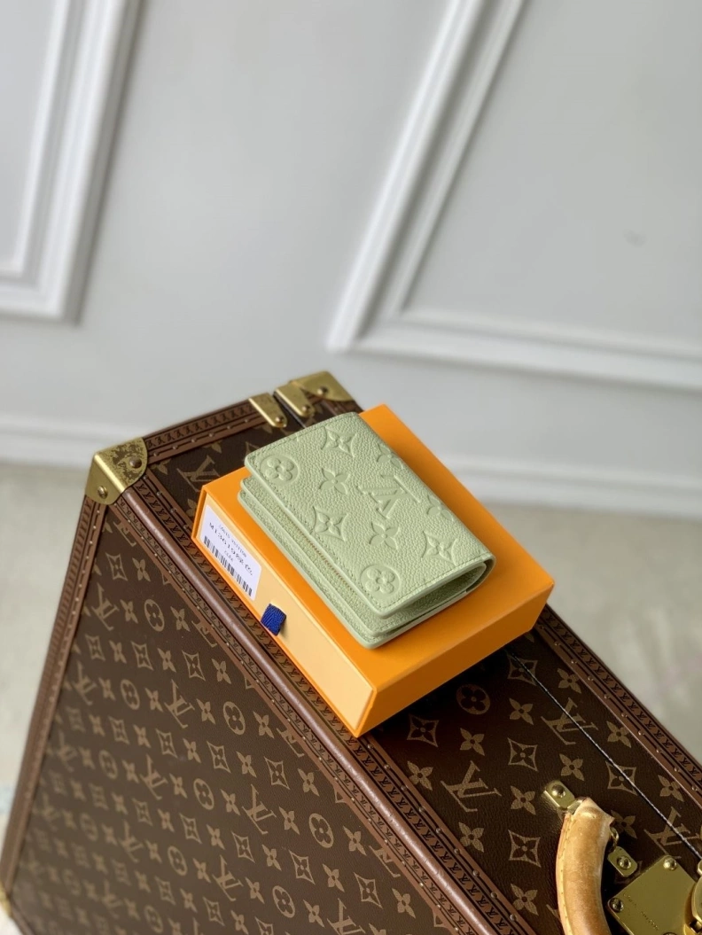 LX Wallets Resilient 797