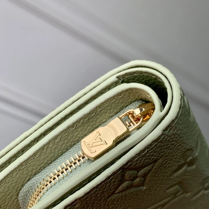 LX Wallets Resilient 797