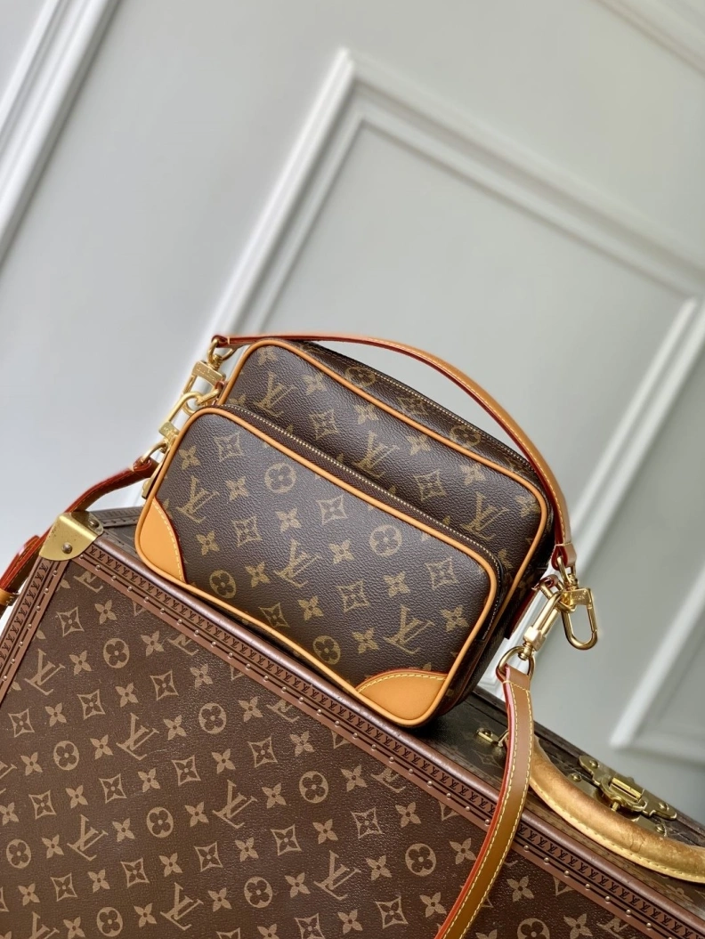 LX Satchel Bags Sleek 960