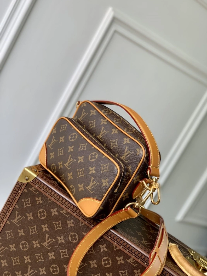 LX Satchel Bags Sleek 960