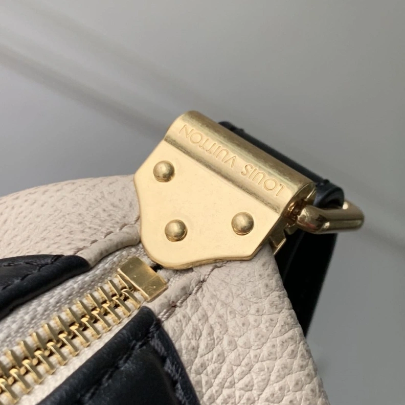 LX Top Handle Bags Cozy 872