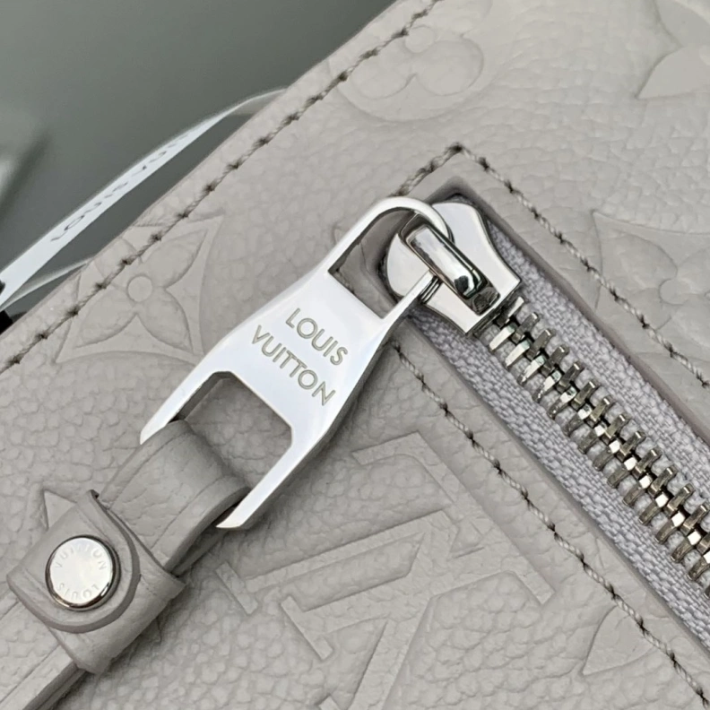 Classic LX Satchel Bags 975