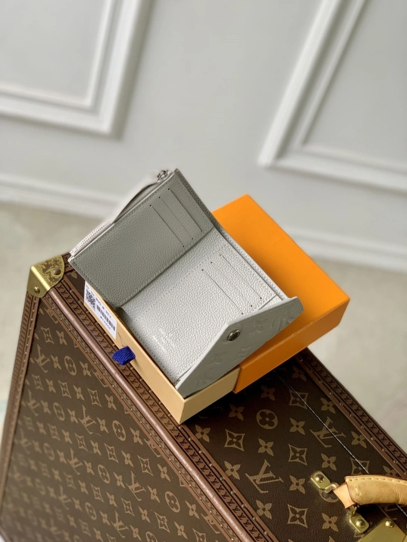 Functional LX Wallets 790