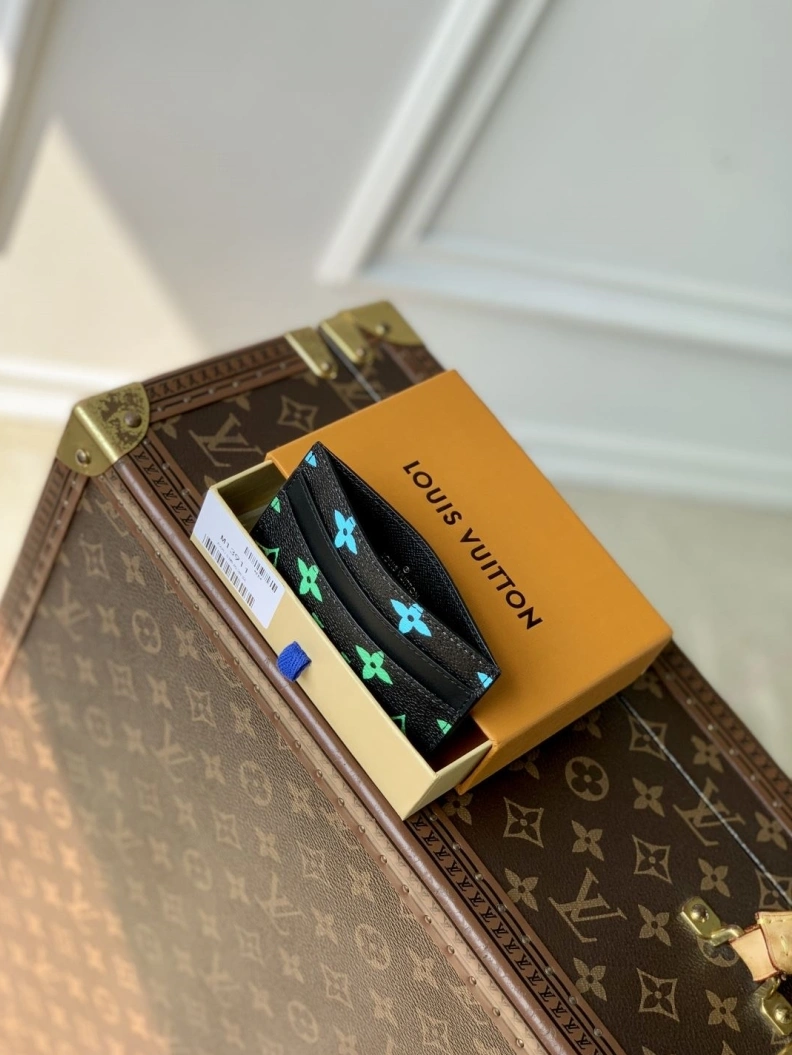 EyeCatching LX Wallets 786