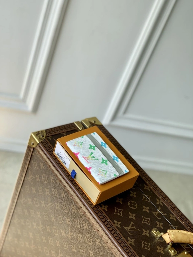 Comfortable LX Wallets 856