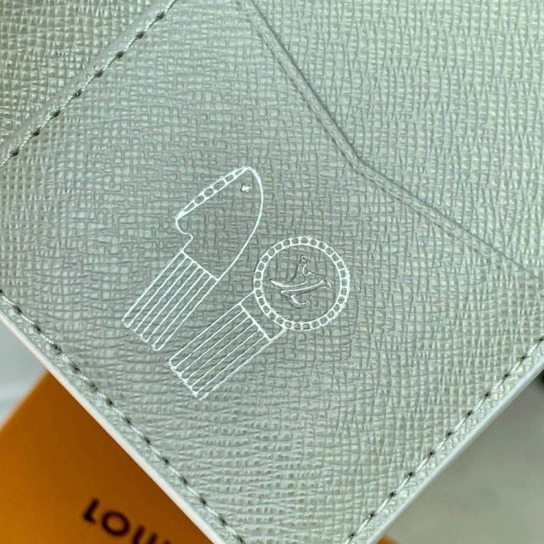 Functional LX Wallets 787