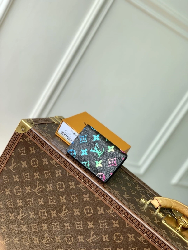 LX Wallets WellDesigned 851