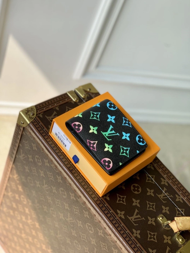 LX Wallets Soft 784