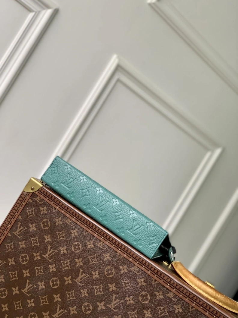 Soft LX Clutch Bags 982