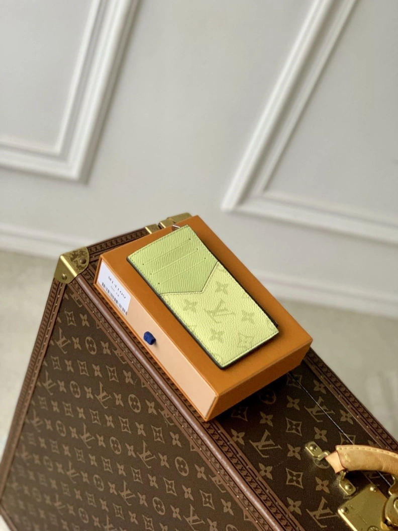NewStyle LX Wallets 779