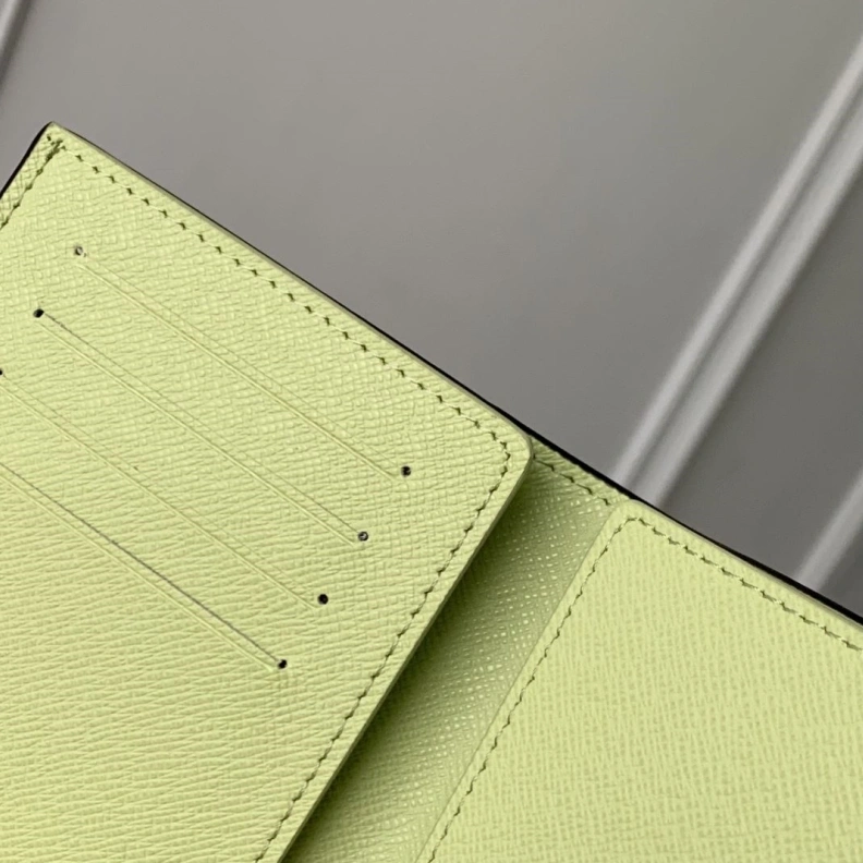 Refined LX Wallets 774
