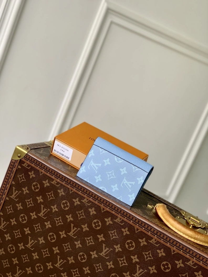 Affordable LX Wallets 777
