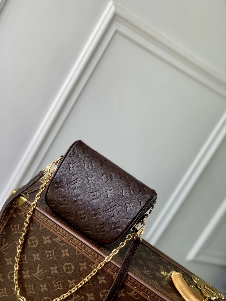 ModernLook LX Satchel Bags 942