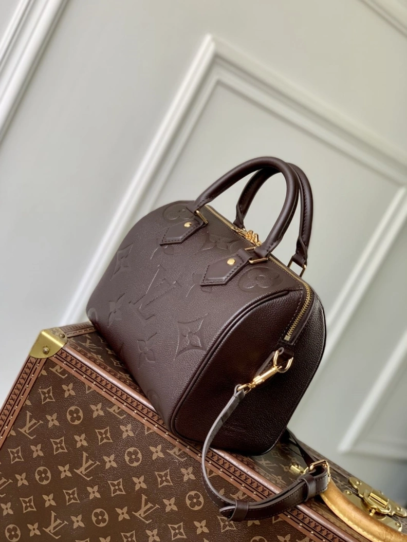 Reliable LX Speedy Bags 890