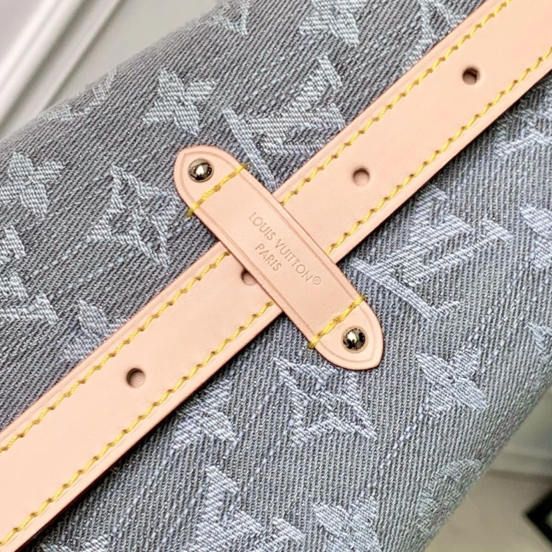 LX Top Handle Bags Sleek 859