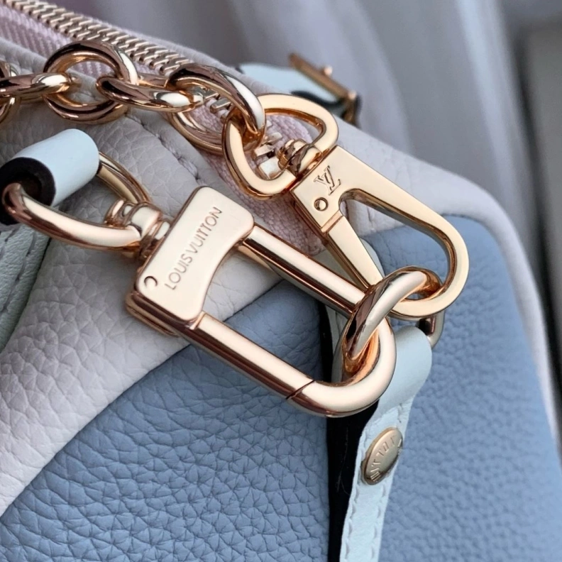 Sophisticated LX Top Handle Bags 845