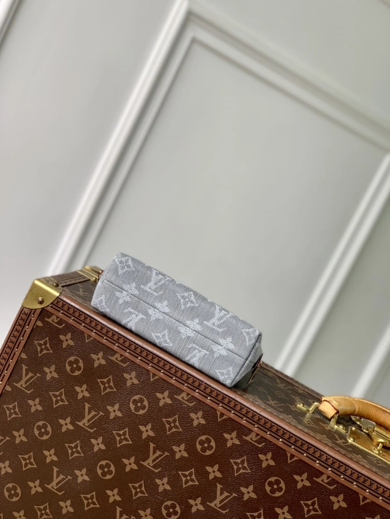LX Clutch Bags SportInspired 992