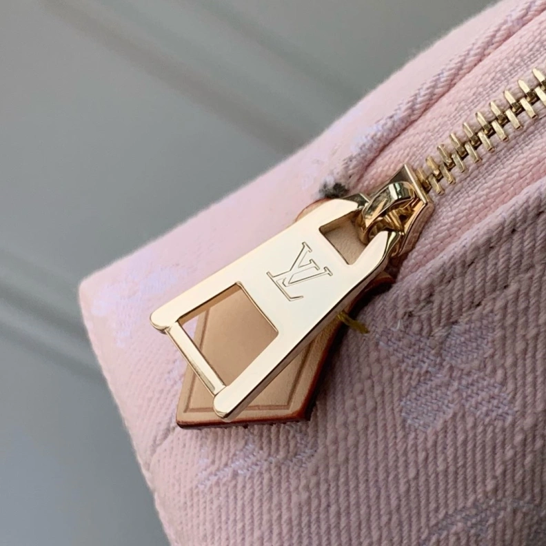 Versatile LX Clutch Bags 985