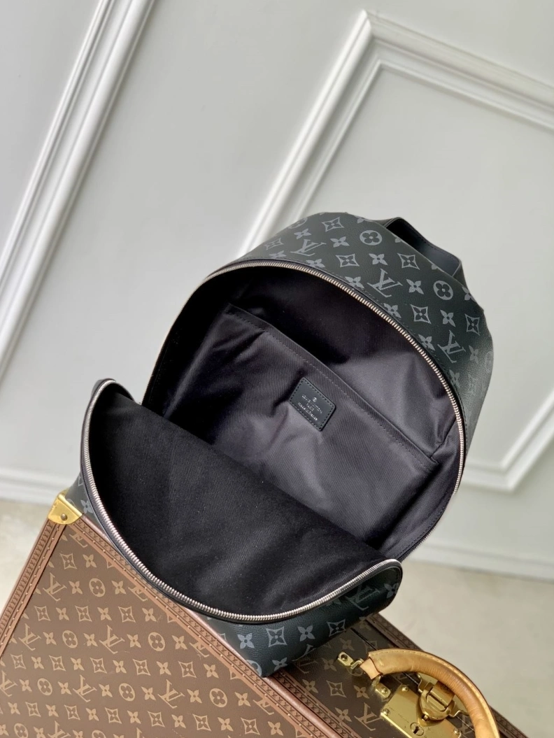 LX Backpacks SportInspired 1040