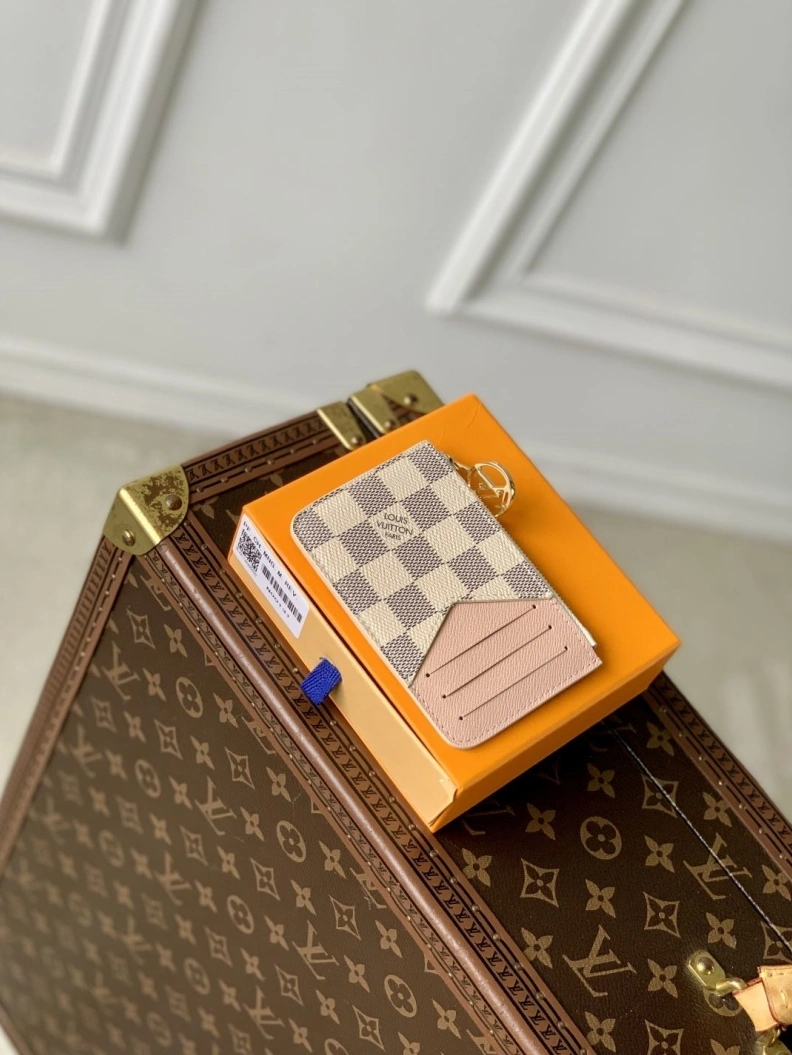 LX Wallets Lightweight 778