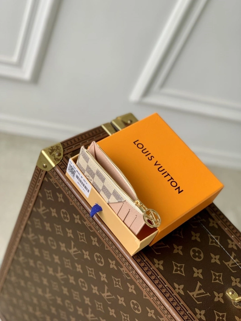 LX Wallets Lightweight 778