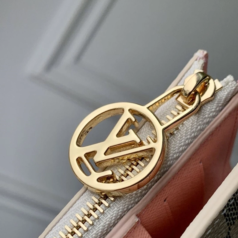 LX Wallets WellDesigned 763