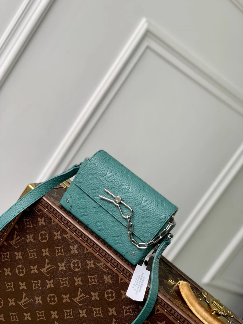 Resilient LX Satchel Bags 934