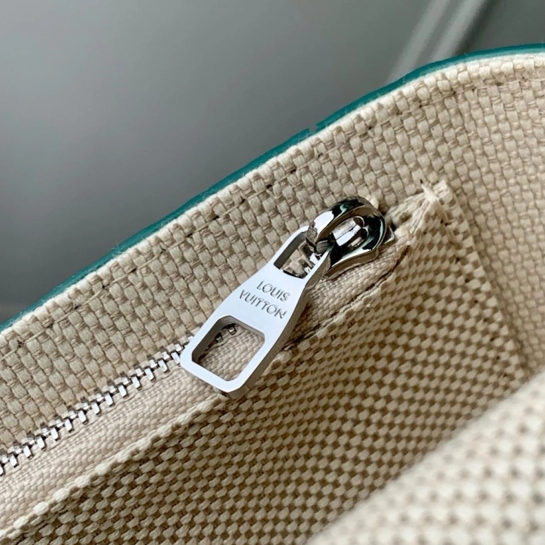 Resilient LX Satchel Bags 934