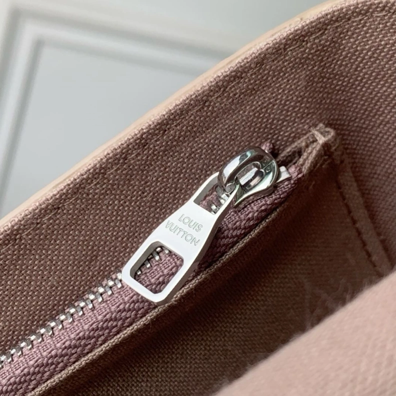 Sleek LX Satchel Bags 932