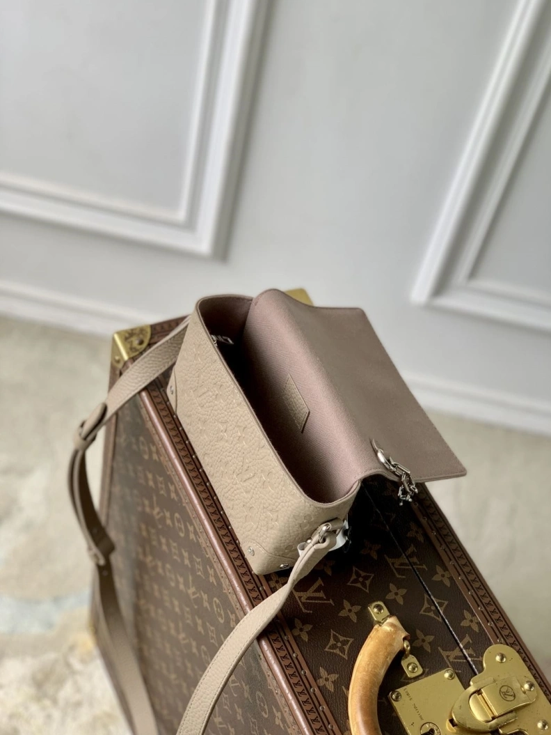 Sleek LX Satchel Bags 932