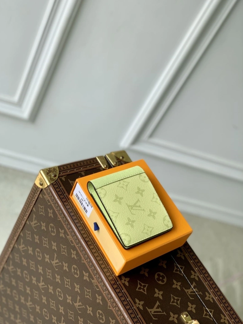 LX Wallets WellDesigned 758